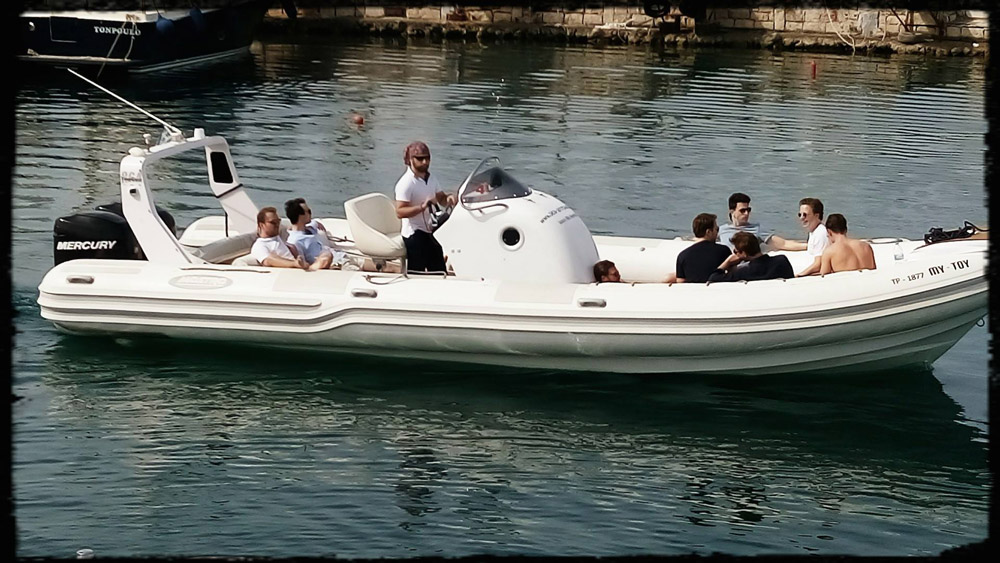 rent a boat rent a boat